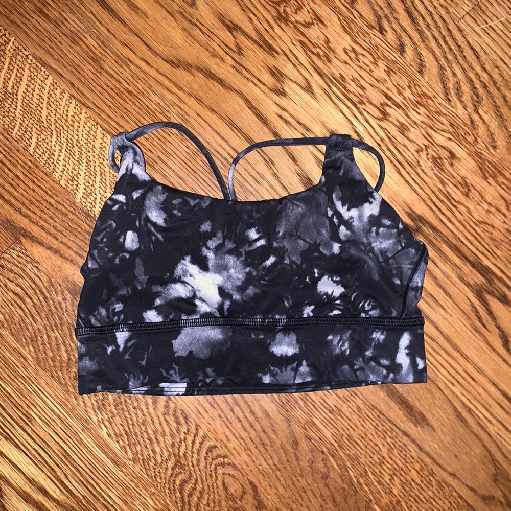 Lululemon sports bra size 2